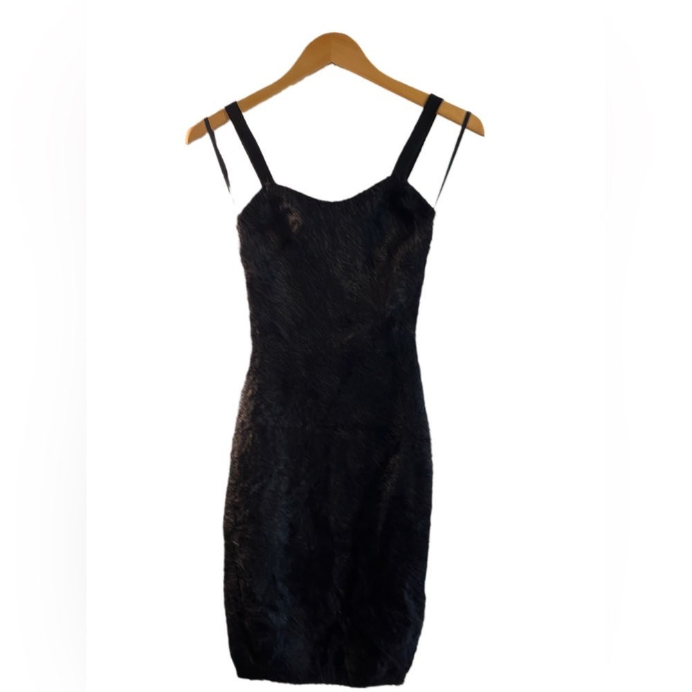 Women’s Fabletics black 90s mini dress in NWT size medium